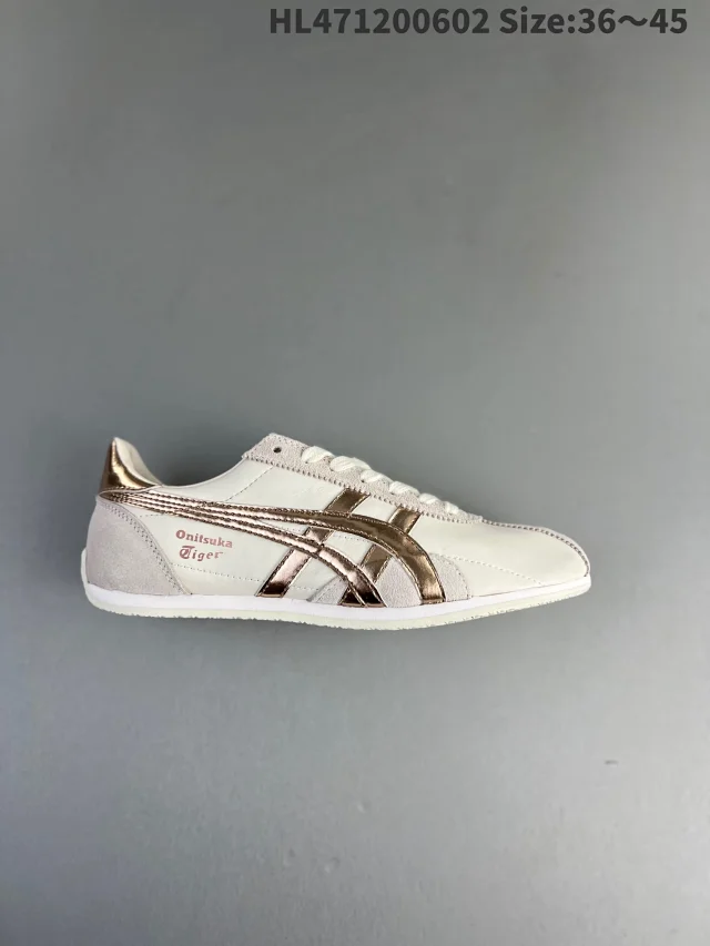 Onitsuka Tiger Sneakers Low-top leather with stripe overlays product detail image 16
