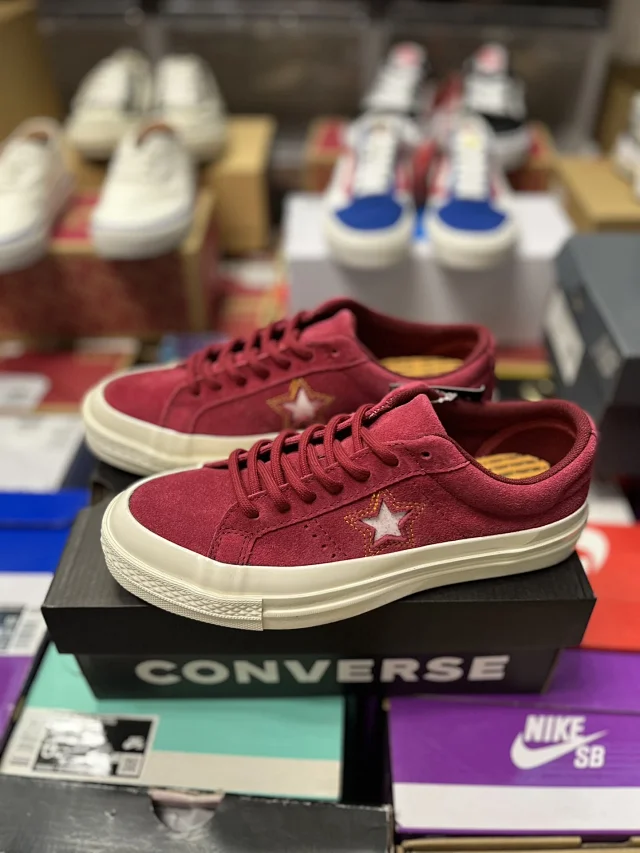 Converse Sneakers One Star Valentine’s Day suede 163192C / 163193C product detail image 21