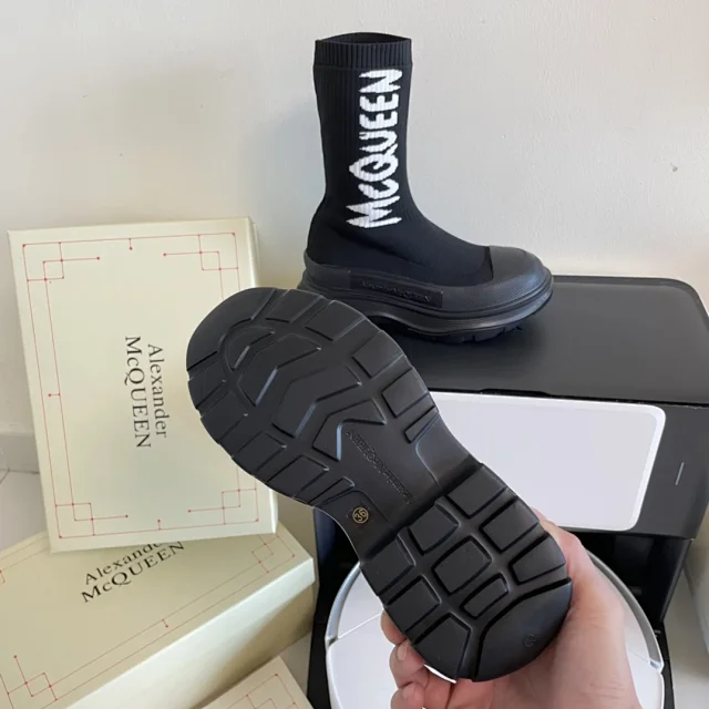 Alexander McQueen Boots Logo Knit Sock with Lug Sole product detail image 6