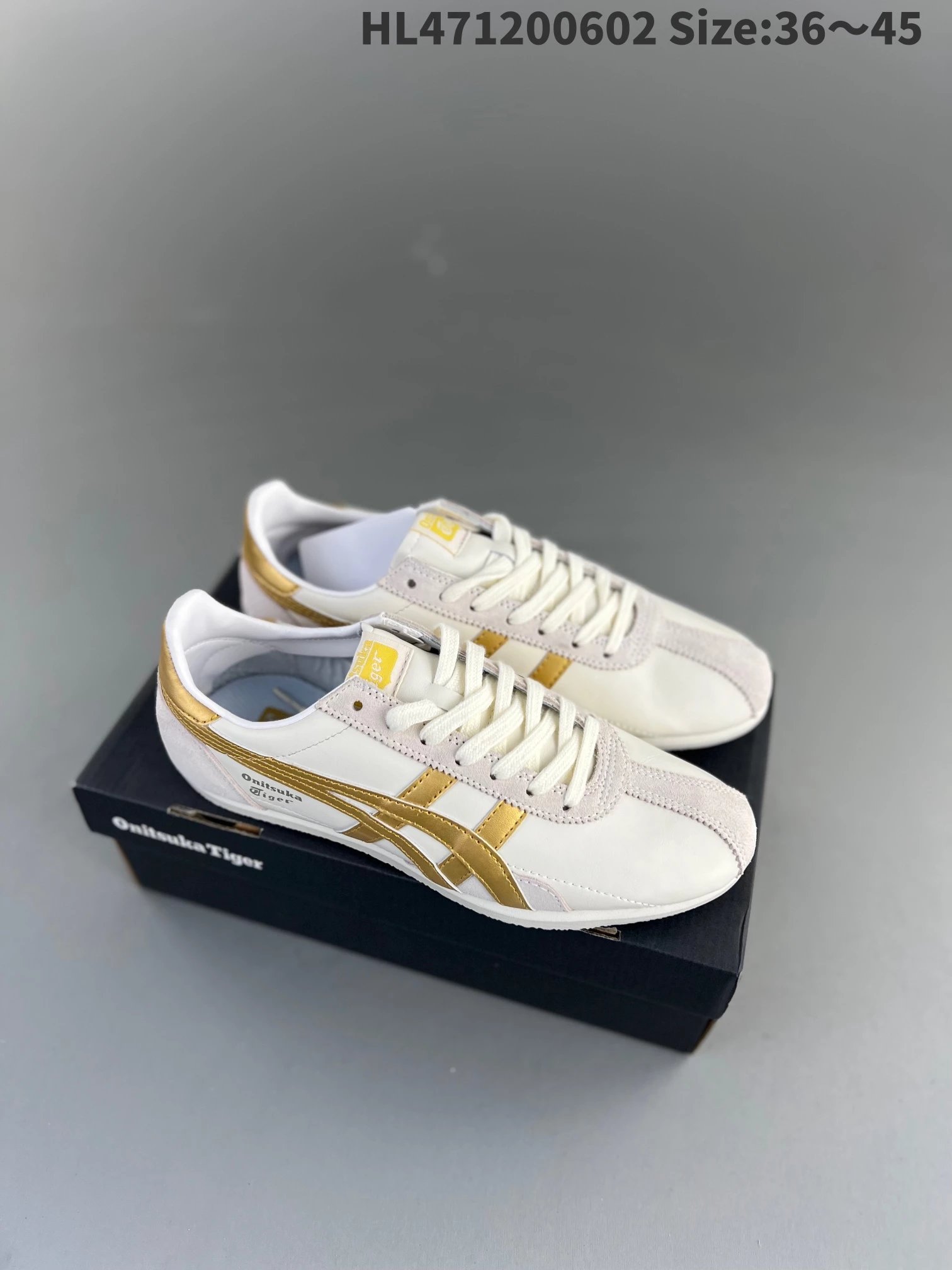 Onitsuka Tiger Sneakers Low-top leather with stripe overlays image 10
