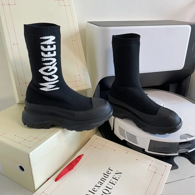 Alexander McQueen Boots Logo Knit Sock with Lug Sole product detail image 3