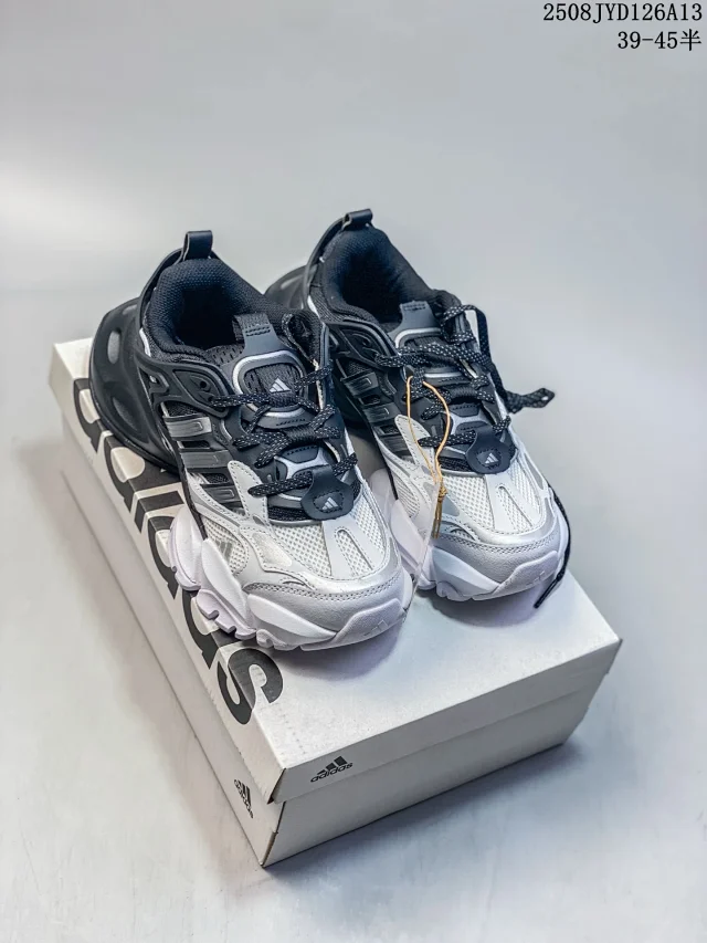 adidas Sneakers XLG Runner chunky mesh product detail image 25