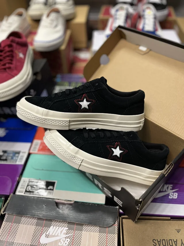 Converse Sneakers One Star Valentine’s Day suede 163192C / 163193C product detail image 7