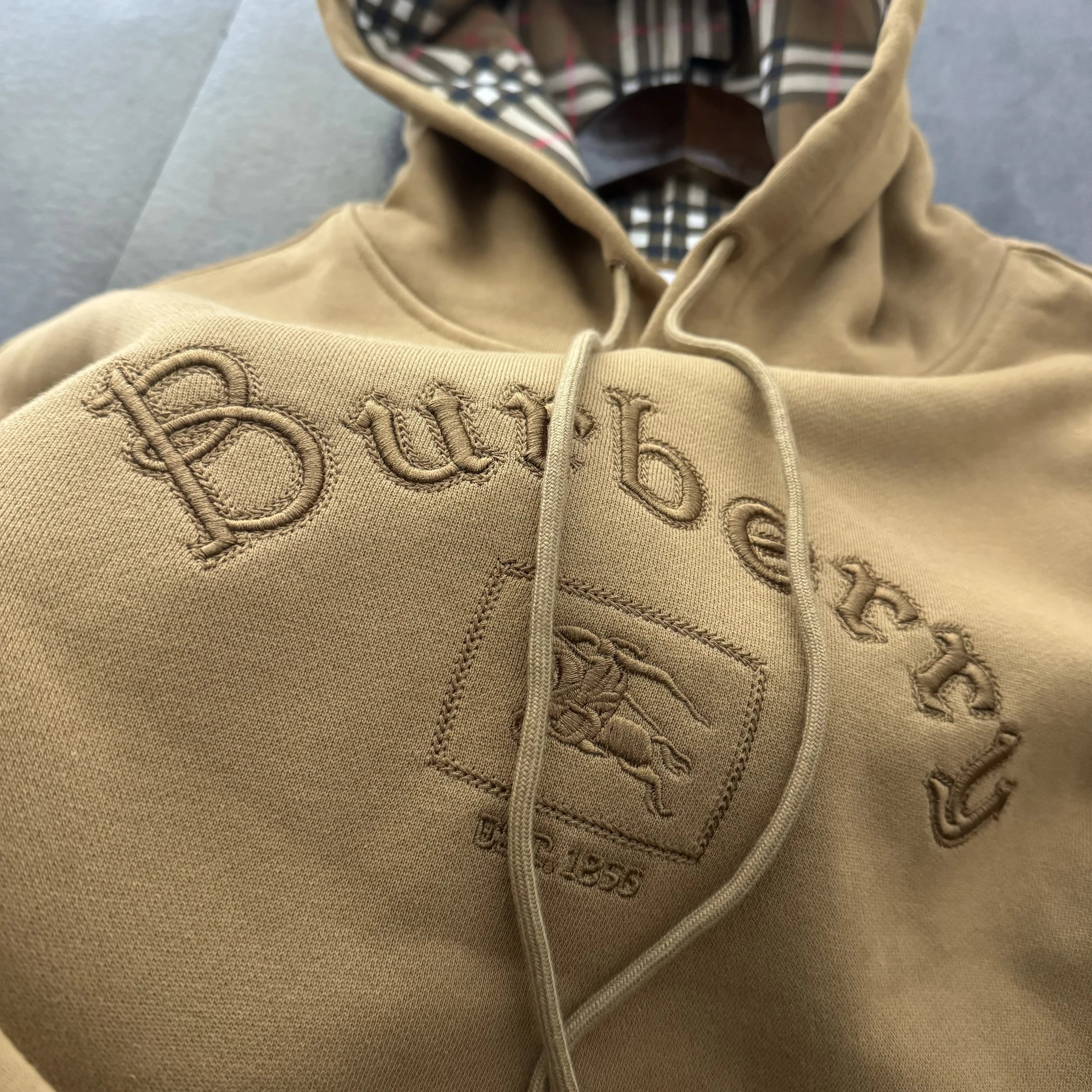 Burberry Hoodies & Sweatshirts Hooded sweatshirt with check lining and embroidered logo image 2