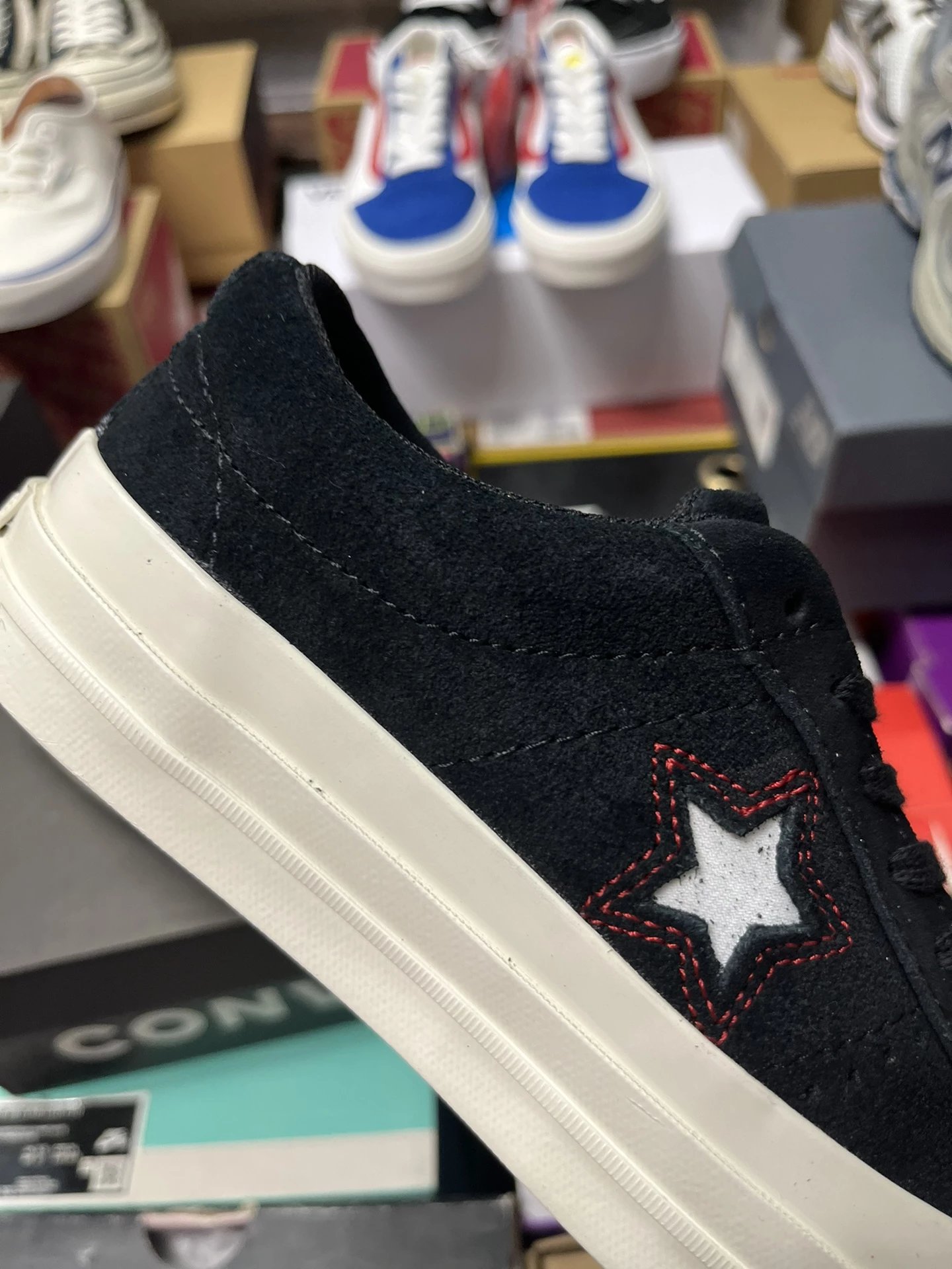 Converse Sneakers One Star Valentine’s Day suede 163192C / 163193C image 5