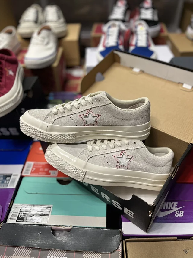 Converse Sneakers One Star Valentine’s Day suede 163192C / 163193C product detail image 19