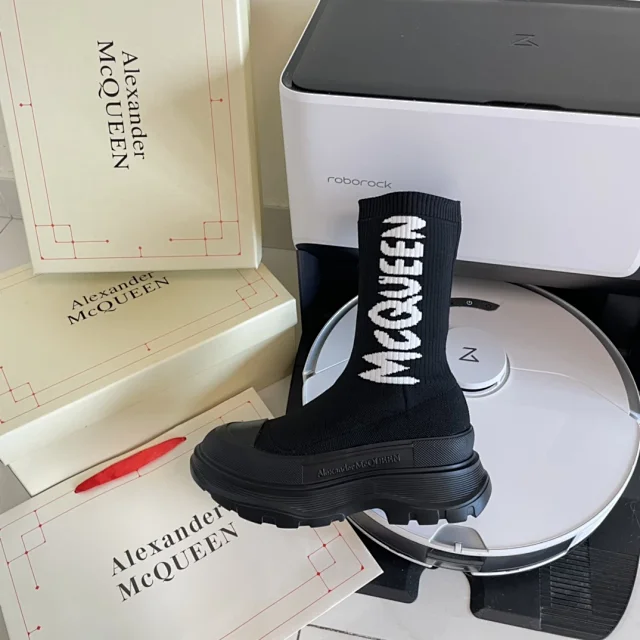 Alexander McQueen Boots Logo Knit Sock with Lug Sole product detail image 8