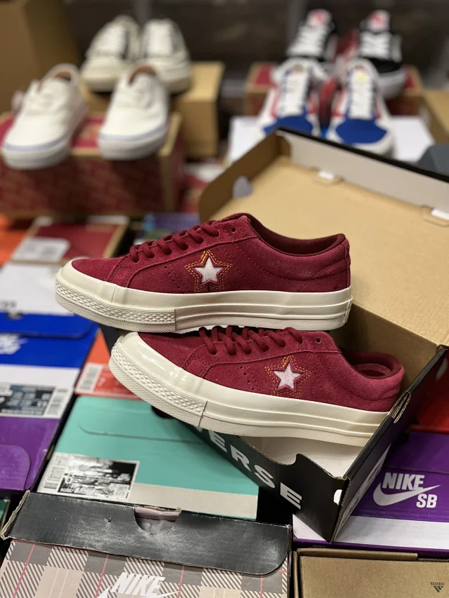 Converse Sneakers One Star Valentine’s Day suede 163192C / 163193C product detail image 28