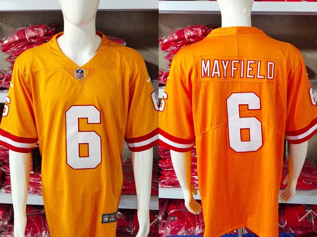 Nike Tampa Bay Buccaneers Player Football Jersey — *004
