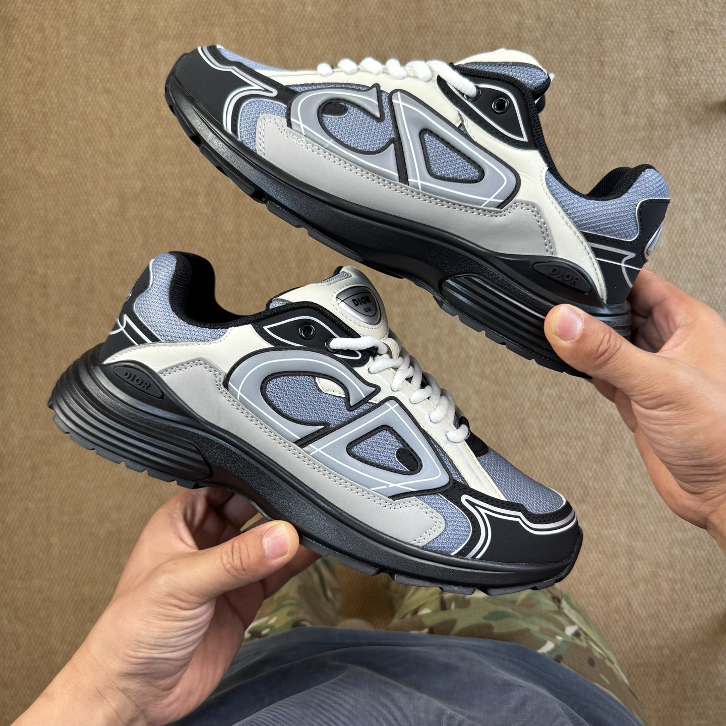Dior Sneakers B30 — *031