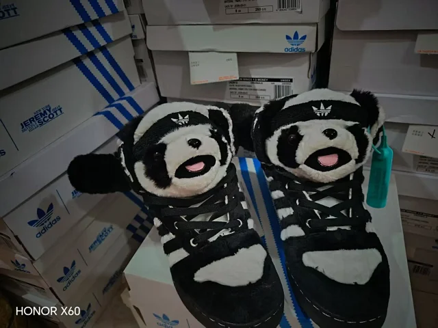 Adidas Sneakers Jeremy Scott Forum Hi Wings product detail image 13