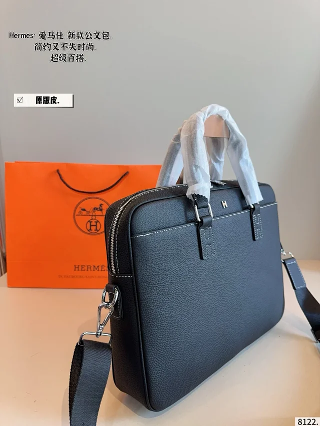 Louis Vuitton Crossbody Bags Sling Bag product detail image 5