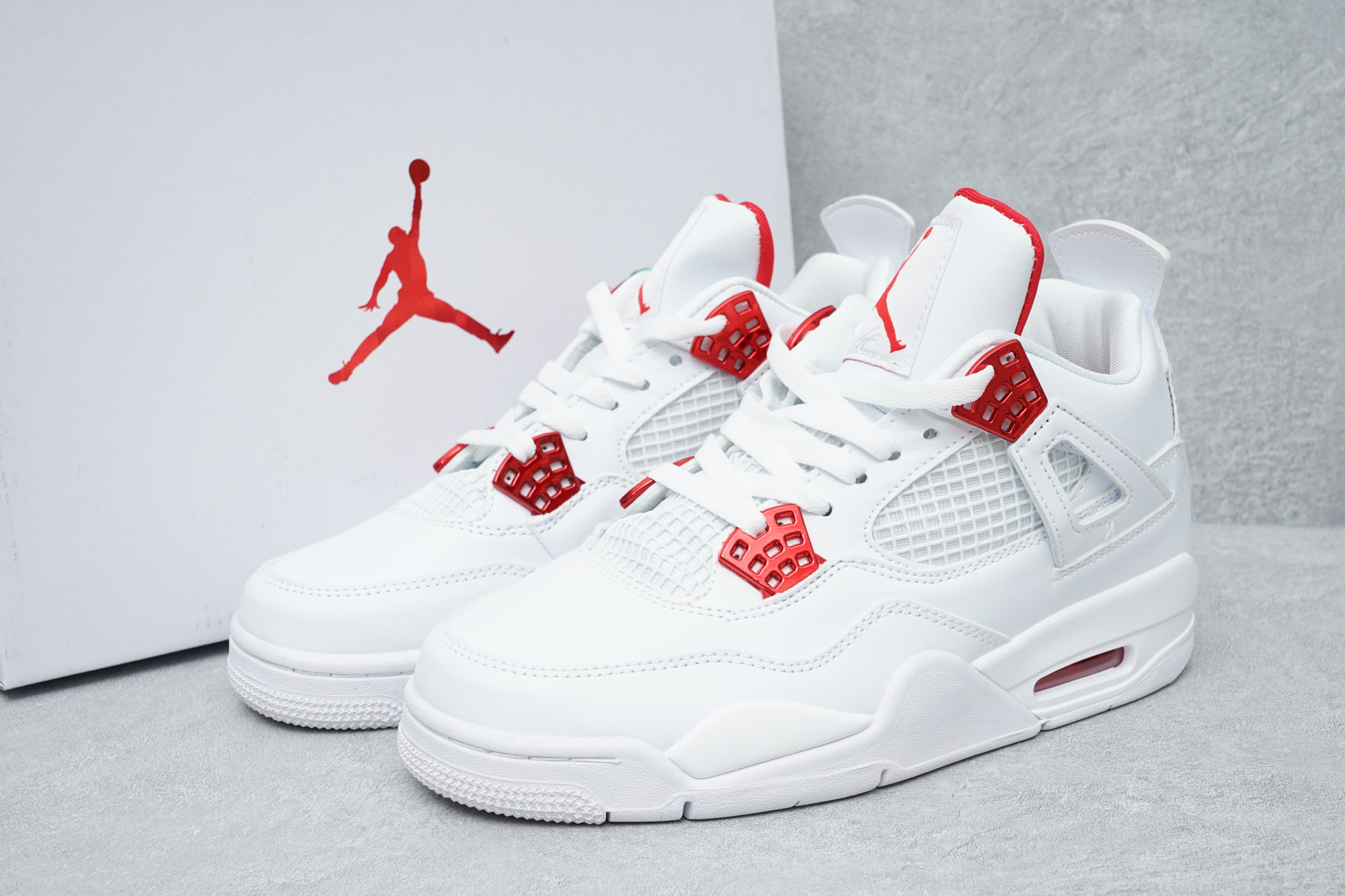 Jordan Sneakers Air 4 — Red