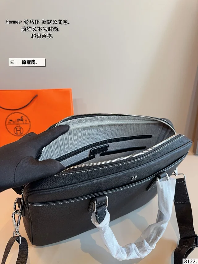 Louis Vuitton Crossbody Bags Sling Bag product detail image 1