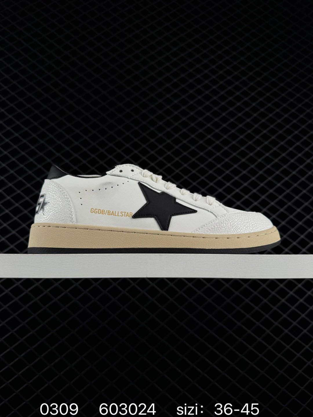 Golden Goose Sneakers Ball Star star-detail low-top image 2