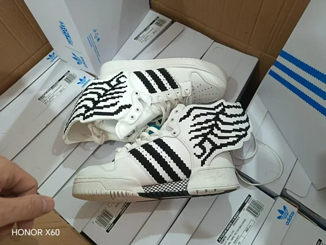 Adidas Sneakers Jeremy Scott Forum Hi Wings product detail image 25
