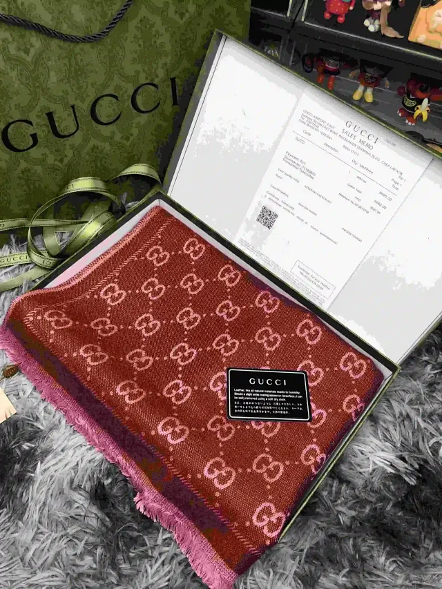 Gucci Scarves GG monogram fringed scarf product detail image 12