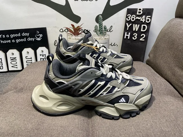 adidas Sneakers XLG Runner chunky mesh product detail image 36