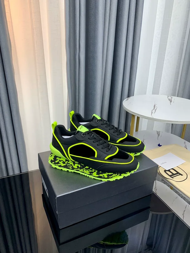 Balmain Sneakers Chunky low-top with monogram panels product detail image 4