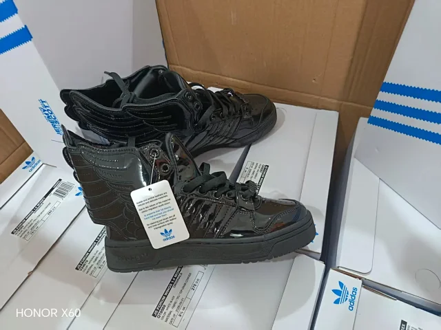 Adidas Sneakers Jeremy Scott Forum Hi Wings product detail image 18