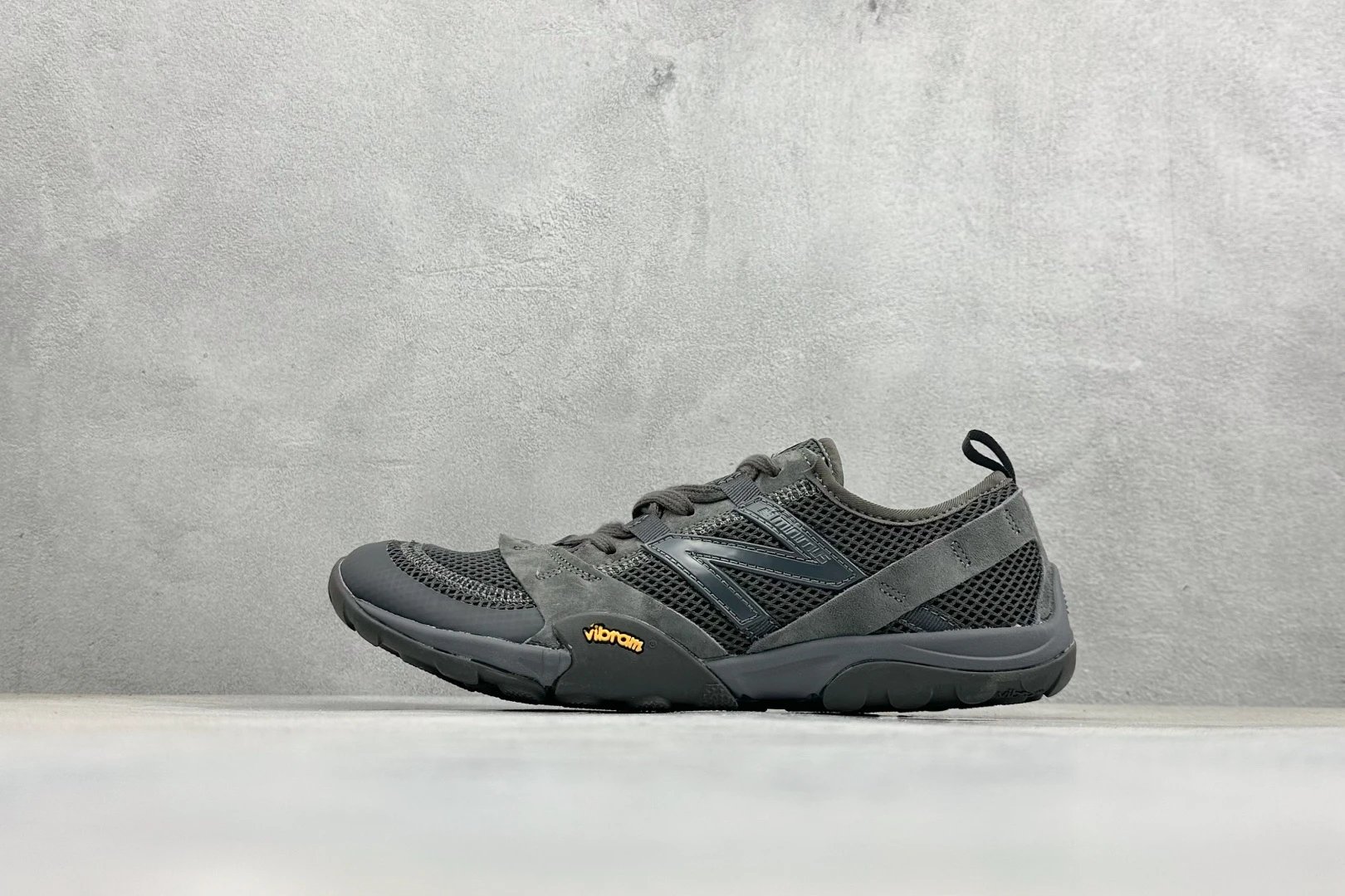 New Balance Sneakers MT10 — *002