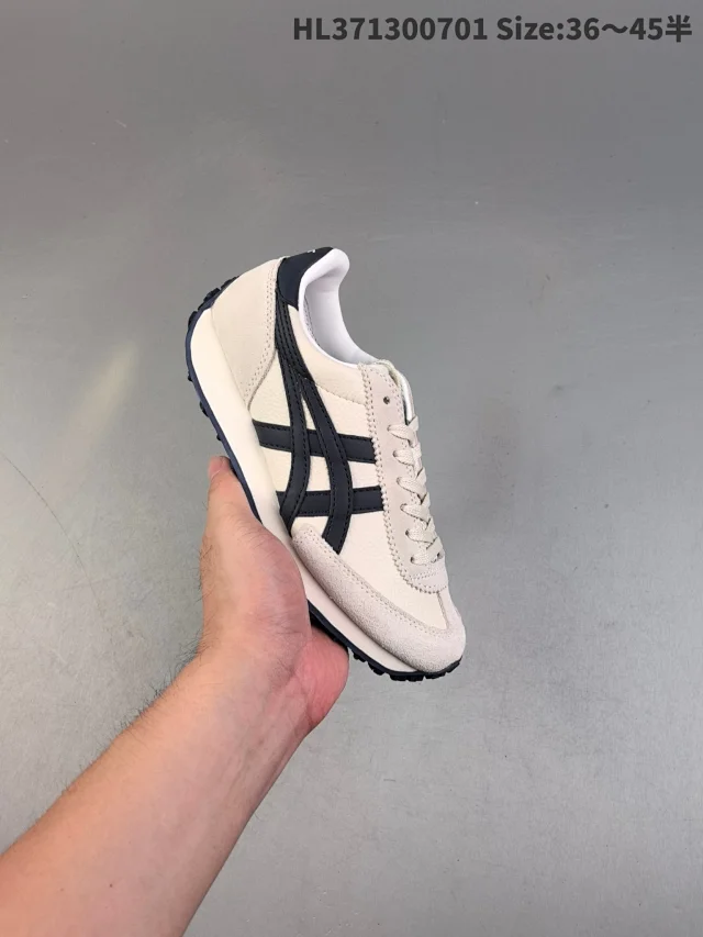 Onitsuka Tiger Sneakers EDR 78 1183B411 product detail image 31