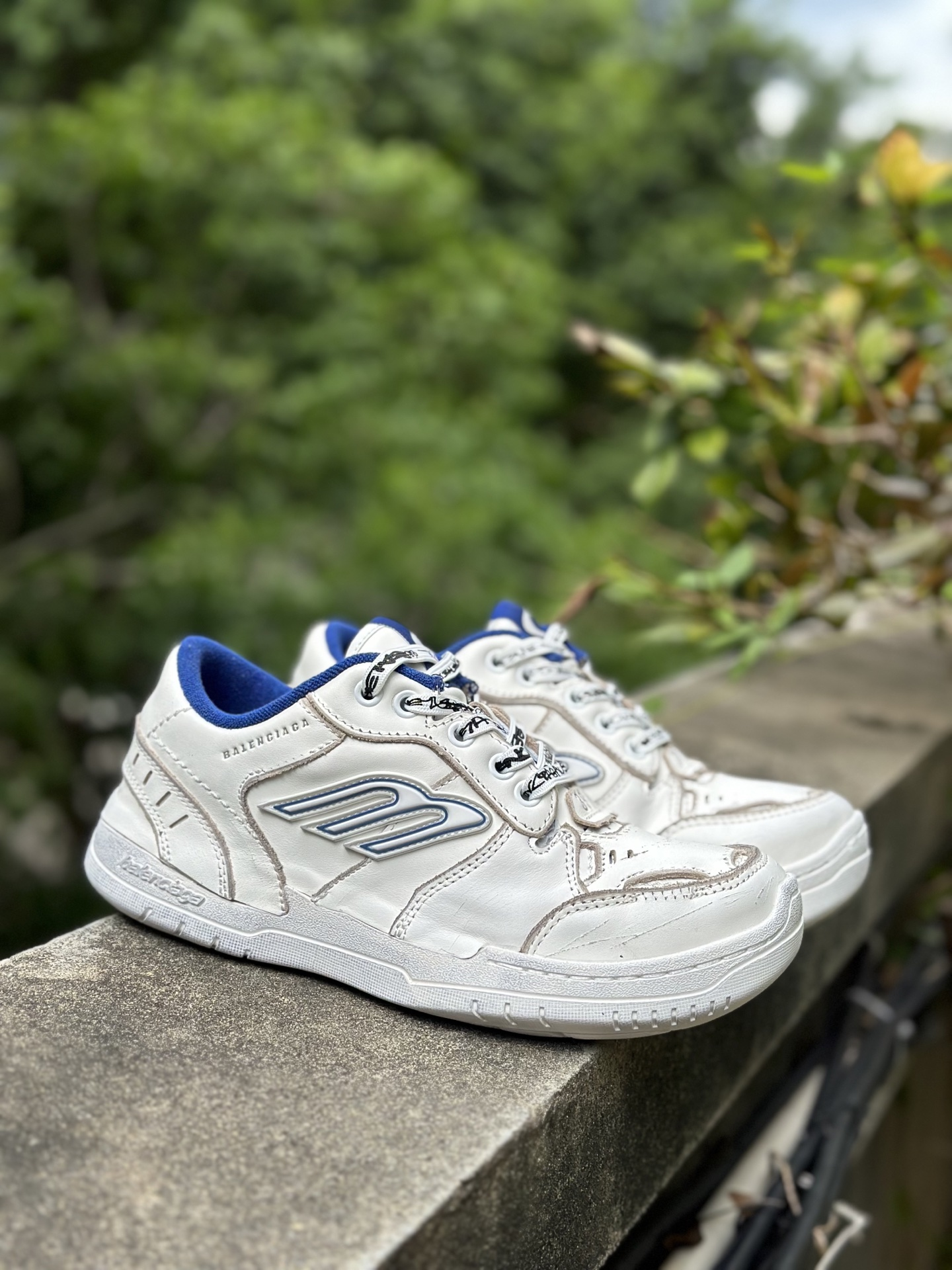 Balenciaga Sneakers Hamptons — 4