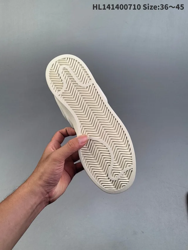Adidas Sneakers Bad Bunny Campus product detail image 11