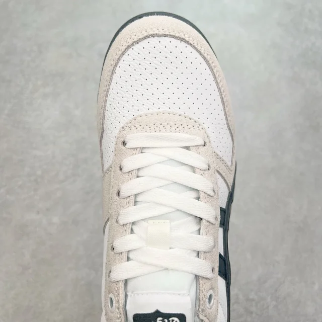 Onitsuka Tiger Ultimate 81 EX product detail image 7