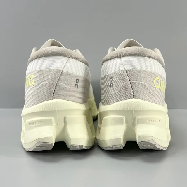 On Sneakers Cloudmonster 3 product detail image 3