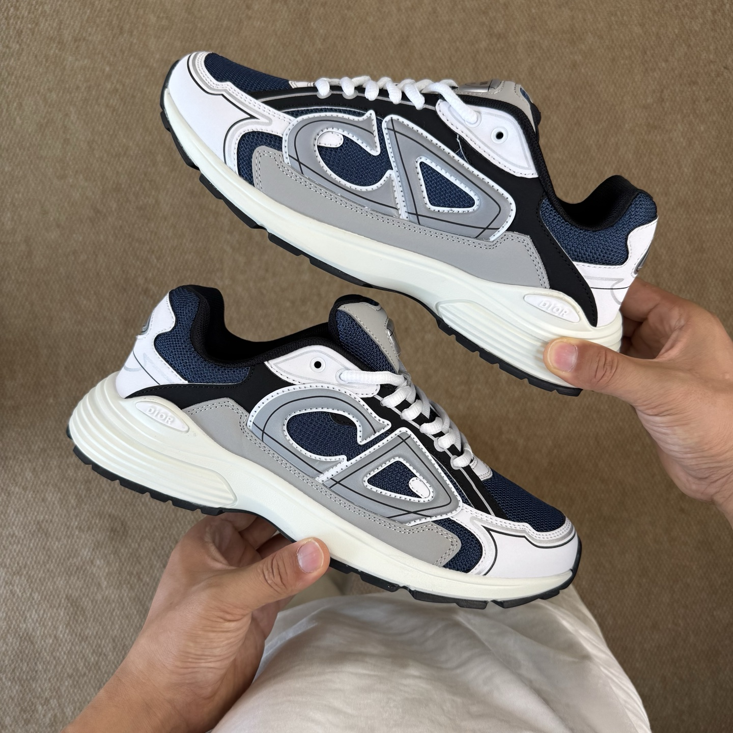 Dior Sneakers B30 — *024