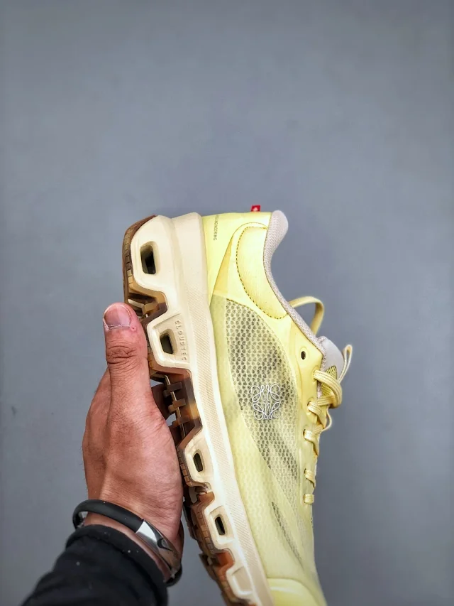 On Sneakers LOEWE x Cloudventure 2.0 product detail image 14