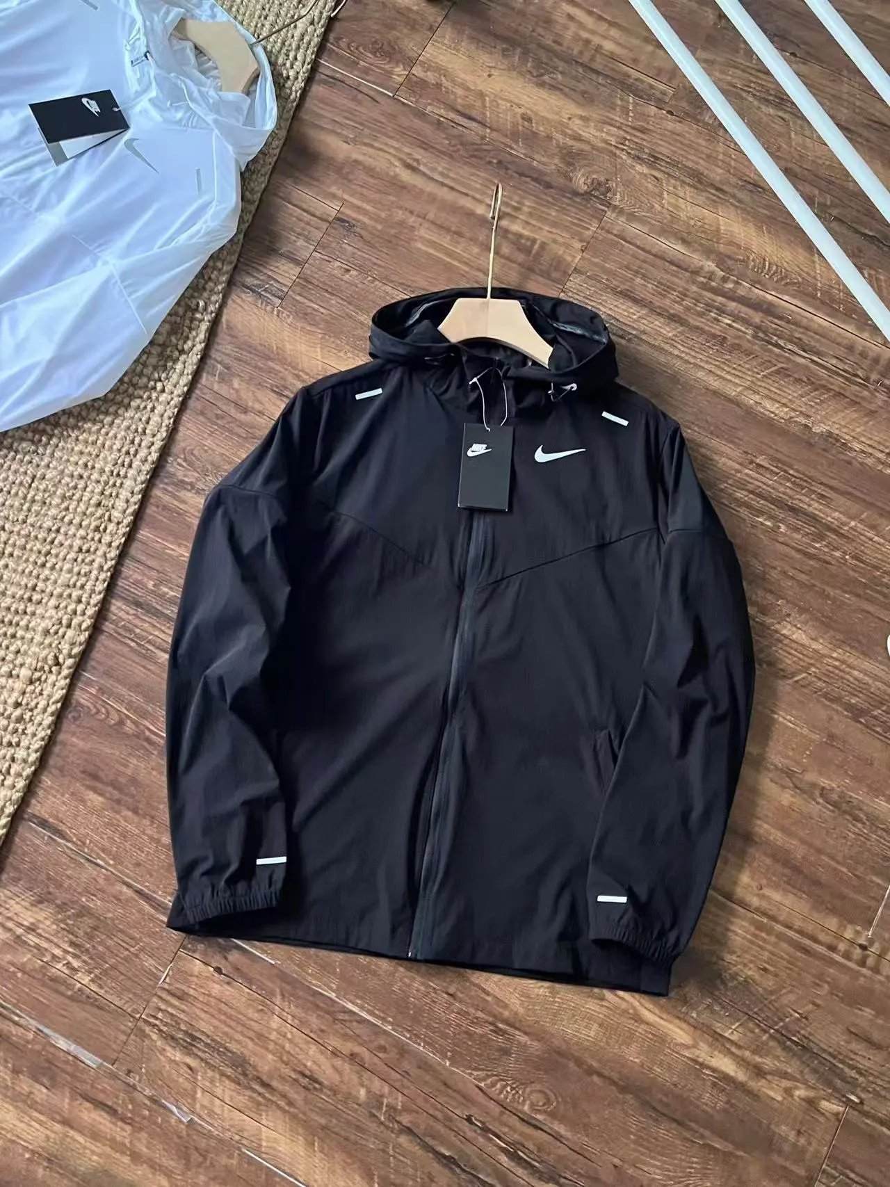 DD4847 Black