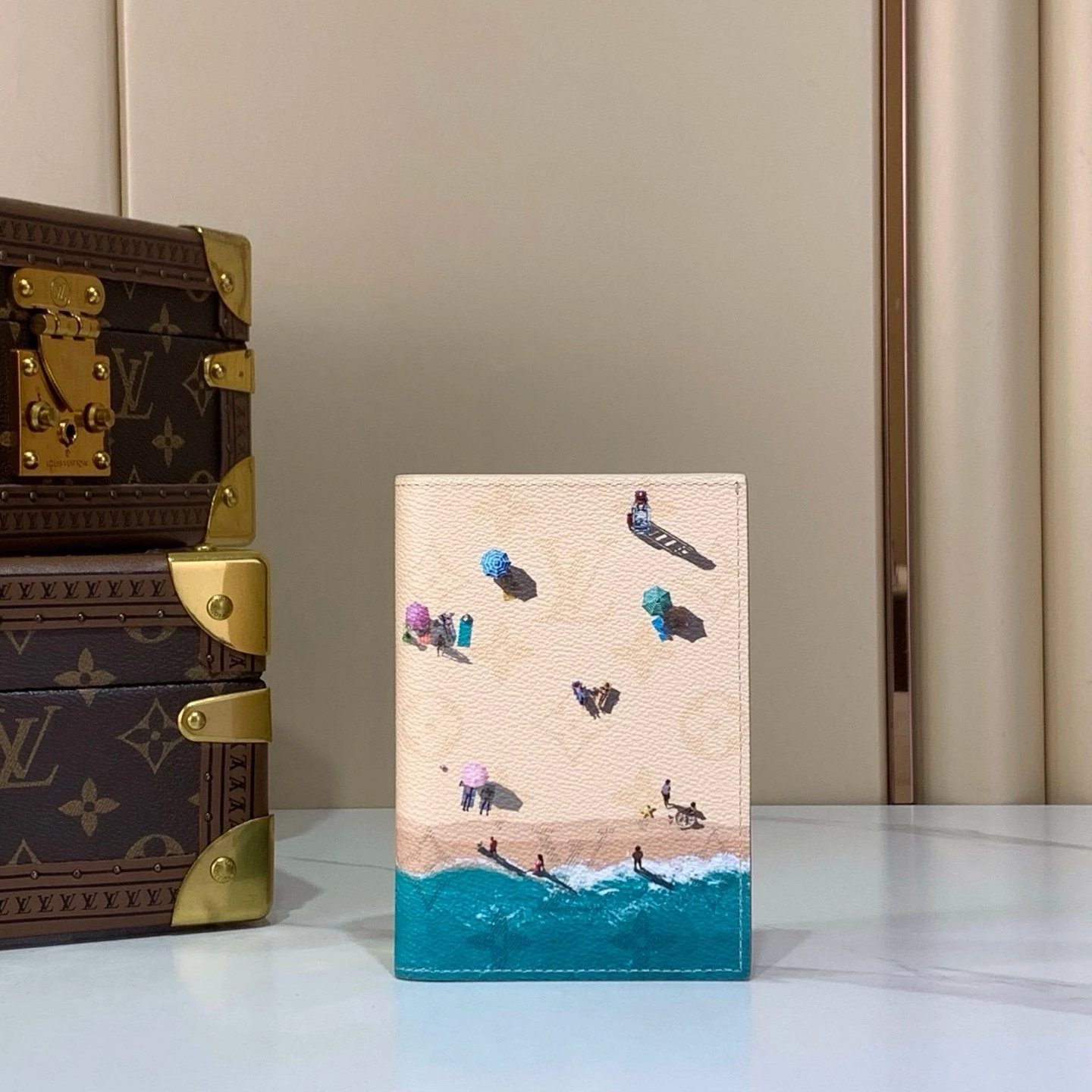 Vacation Series Wallet Graffiti Passport Holder GX