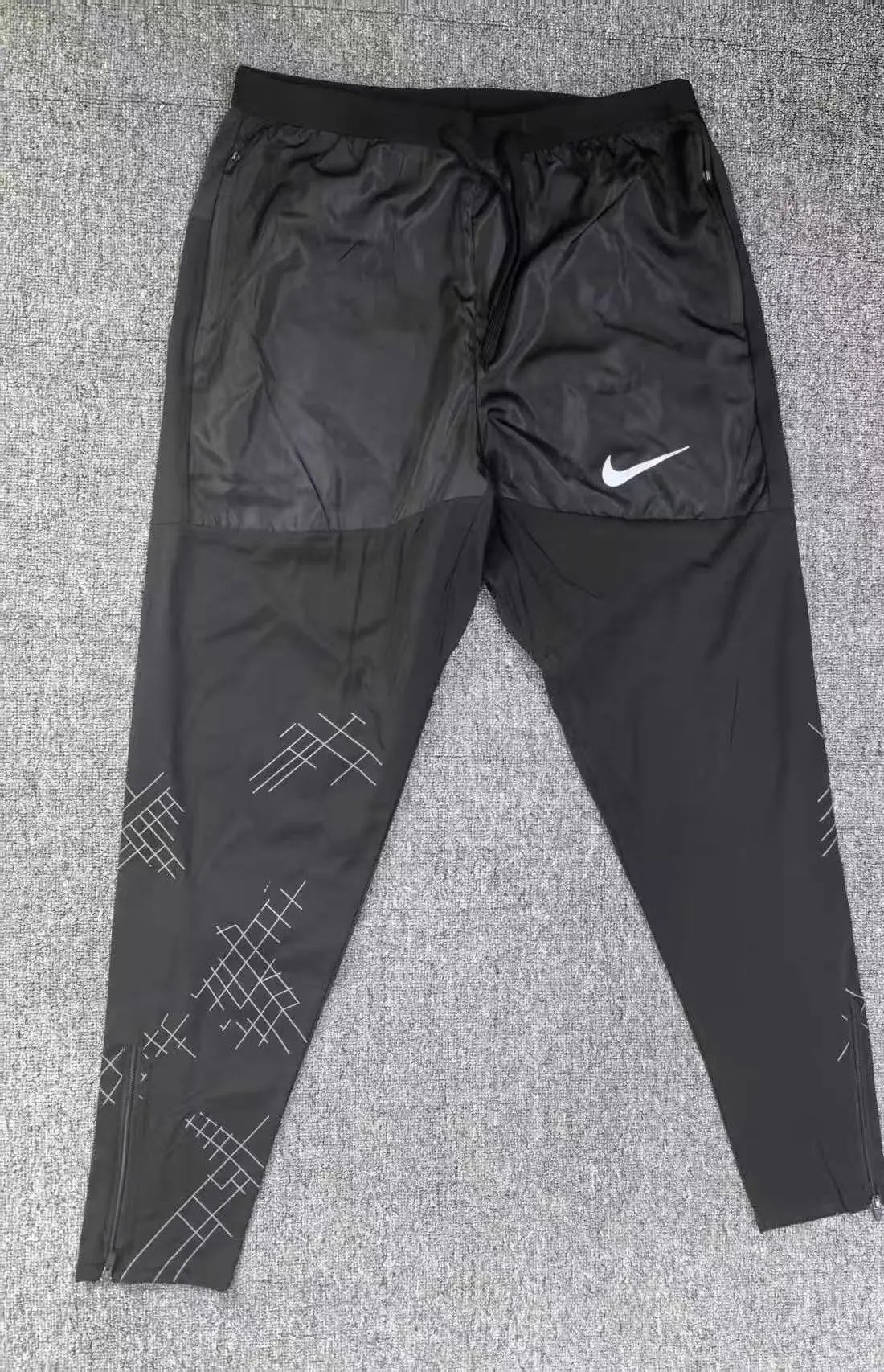 11 Sports pants