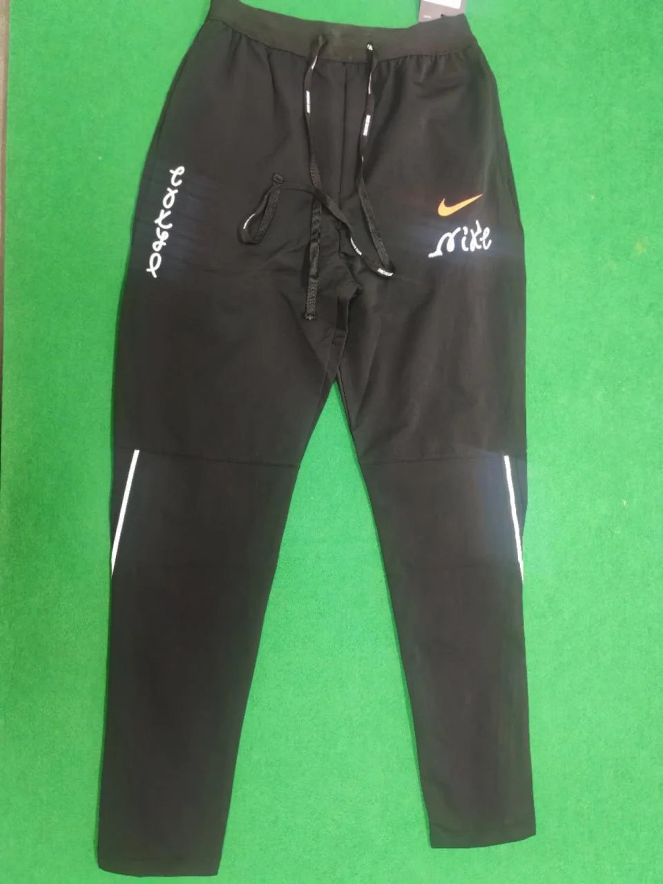 17. Tokyo running pants