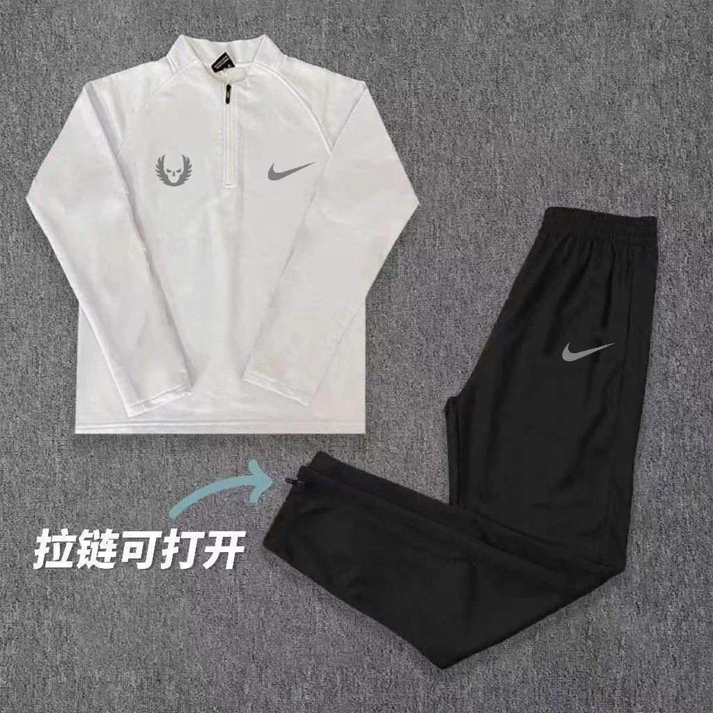 Long sleeved suit 6