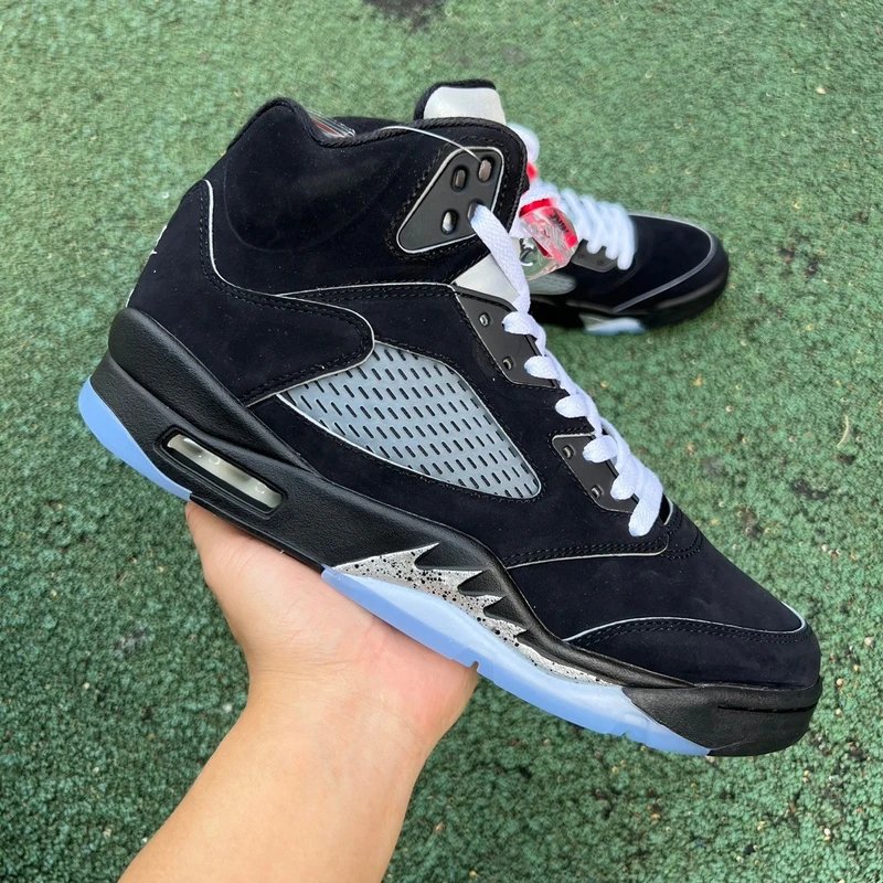 Men's and women's shoes