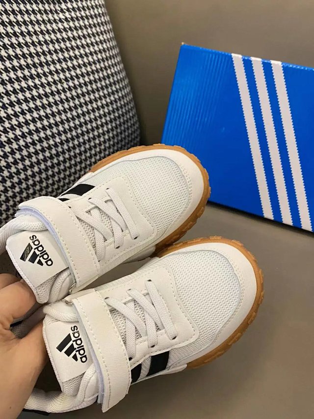 Adidas Children's Shoes: seller detail photo 12