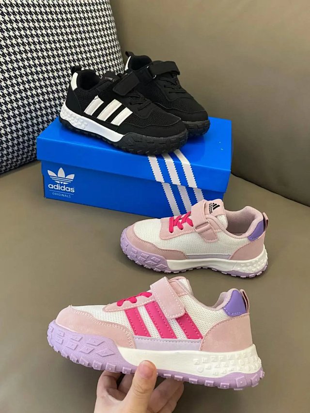 Adidas Children's Shoes: seller detail photo 7