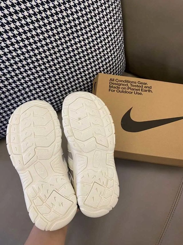 Nike children's Shoes: seller detail photo 12