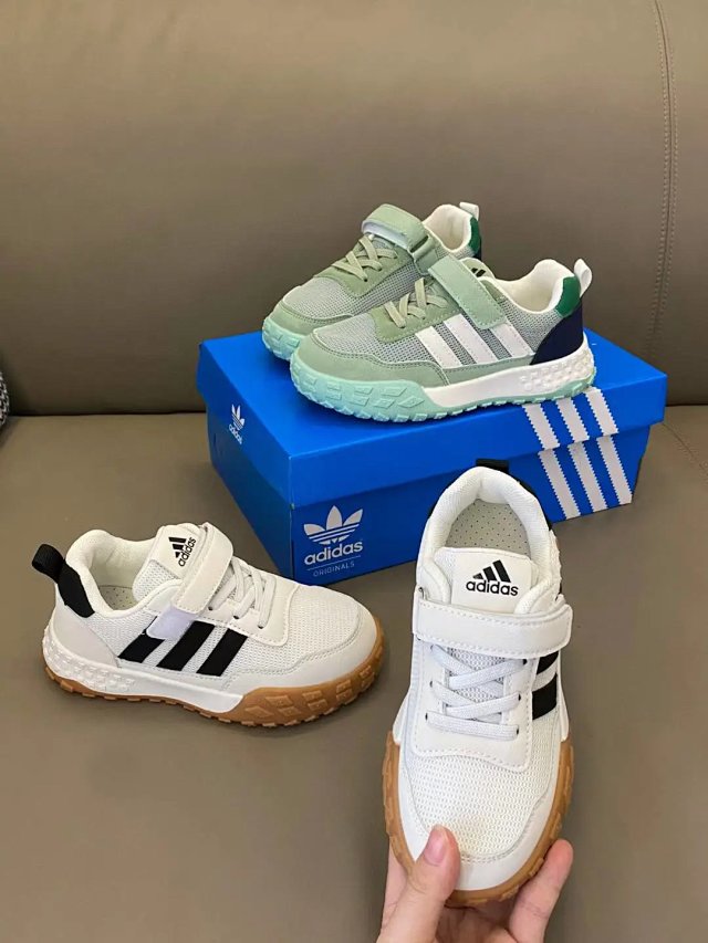 Adidas Children's Shoes: seller detail photo 8