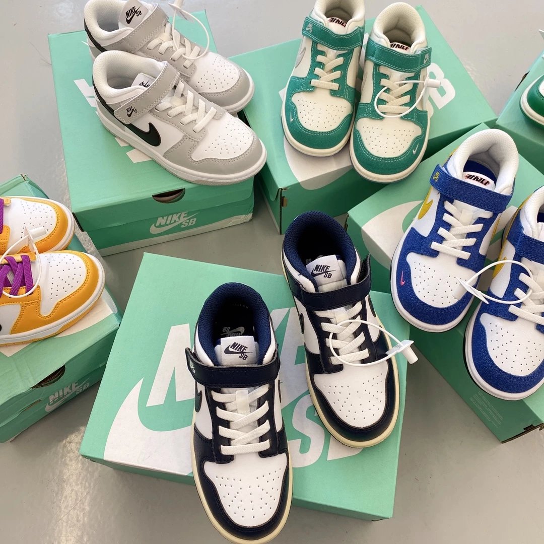 Nike SB ZOOM children's Shoes | 17 colorways