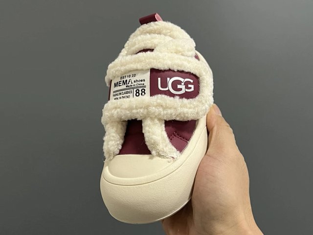 UGG Children's snow boots: seller detail photo 13