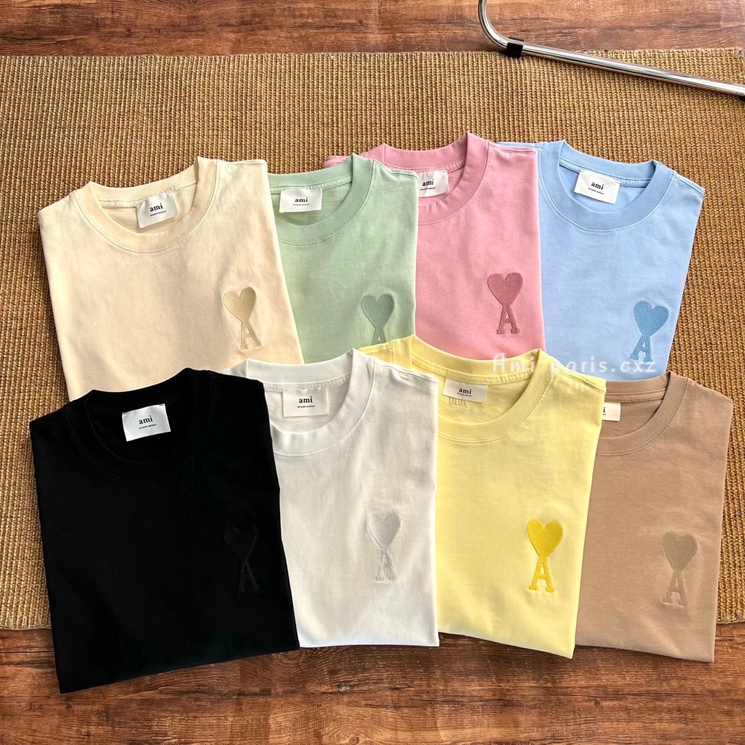 Am1 Par1s Couple's Eight Color Love Embroidered Short Sleeve T-shirt