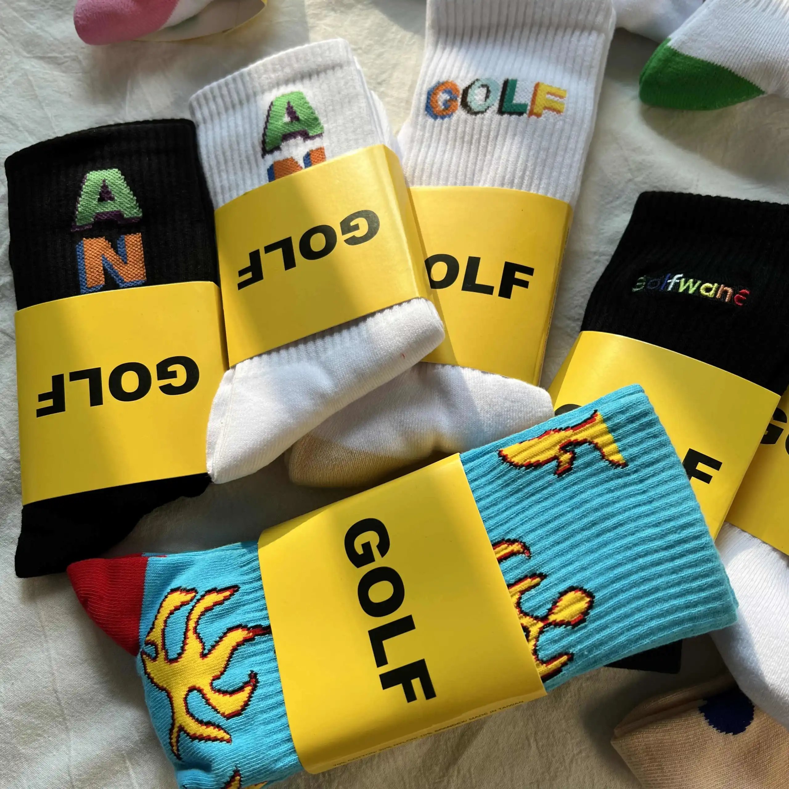 Design GOLF Wang Crew Socks White with Beige Toe Heel and Multicolor Logo Socks - 3
