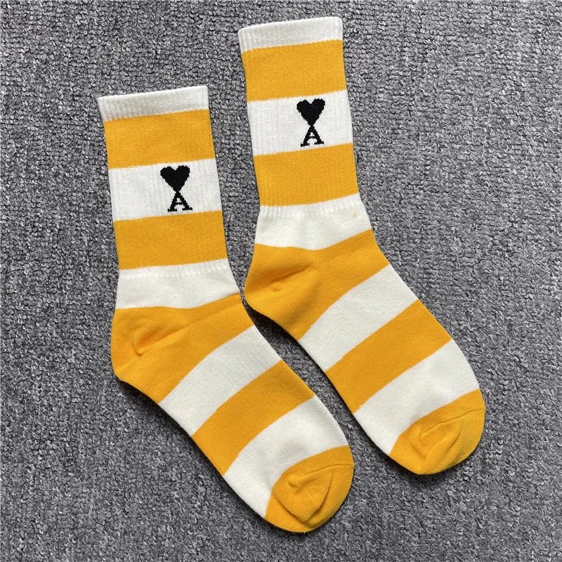 Comme des Garçons Play Striped Heart Logo Socks - 4