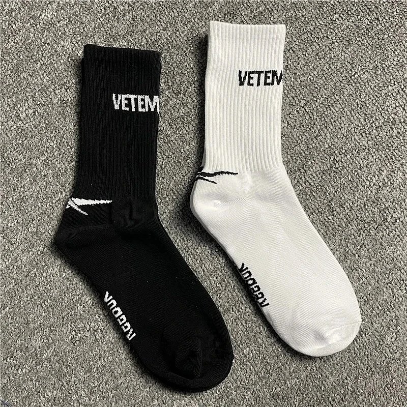 1:1 VETEMENTS CLASSICAL SOCKS with original bag 基础字母潮流高品