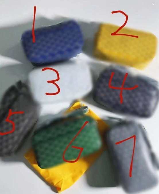 Multi-Color Cleaning Sponge [1