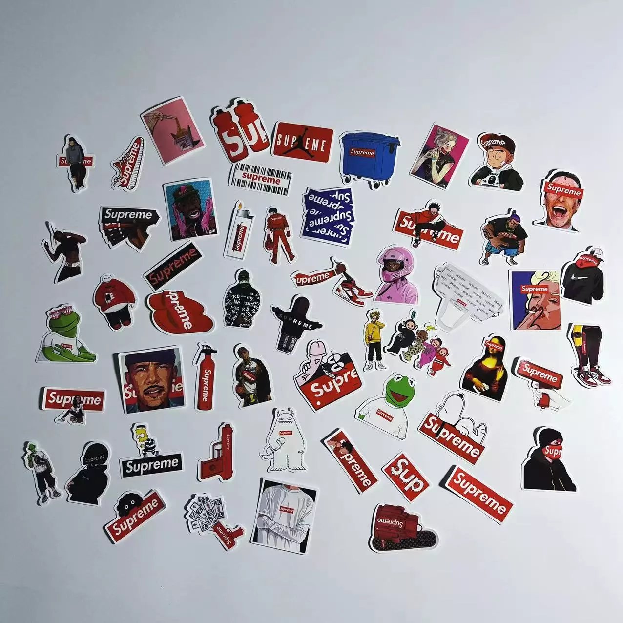 Supreme Stickers [1 style]